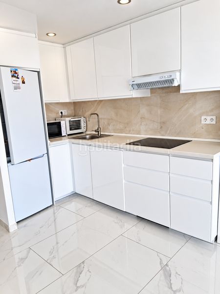 Foto 86663c8c-fa24-4e86-958c-eb589ac9552c. Apartament amb calefacció piscina a Sierra Helada Benidorm