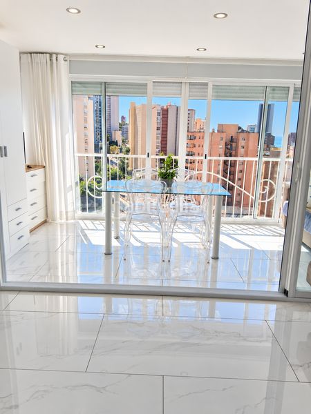Foto a1033f1e-b4a6-4459-8abe-05d5ed91b74a. Apartament amb calefacció piscina a Sierra Helada Benidorm