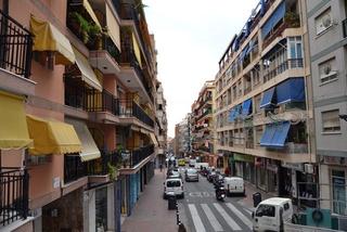 Lloguer Local Comercial a Centro Urbano. Enorme local con infinitas posibilidades en zona centro a 5 minu