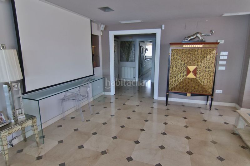 Foto 5b2f9540-67d1-496b-8e66-537d5536de7b. Apartament amb calefacció piscina a Playa Levante Benidorm