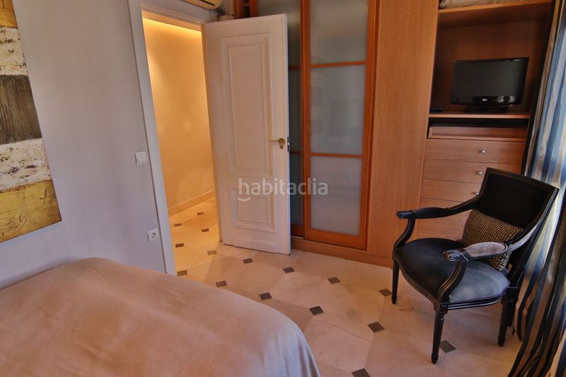 Foto 8115b55d-272c-46ec-aa9e-1863ba25b565. Apartament amb calefacció piscina a Playa Levante Benidorm