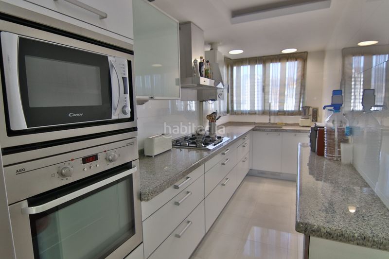 Foto 8d9fa6e8-7a6b-4679-b237-788ae22008f1. Apartament amb calefacció piscina a Playa Levante Benidorm