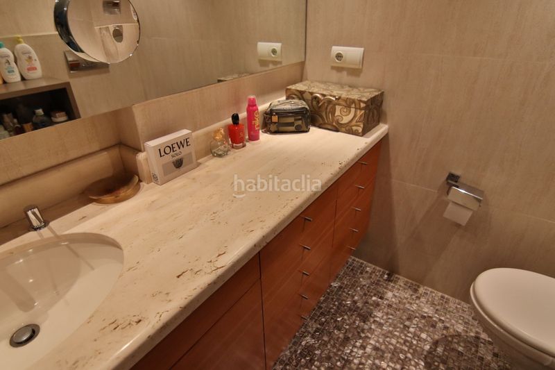 Foto bf4b44f6-11b4-4f20-888c-118cfd0fa7af. Apartament amb calefacció piscina a Playa Levante Benidorm