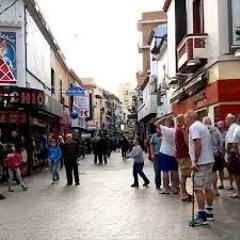 Lloguer Local Comercial a Casco Antiguo - Puerto. Espectacular y enorme local en paseo de la carretera