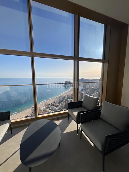 Foto 2f52d1f0-22ea-4143-a5ab-caf560ef994e. Apartamento el lujo a tu alcance en Playa Poniente Benidorm