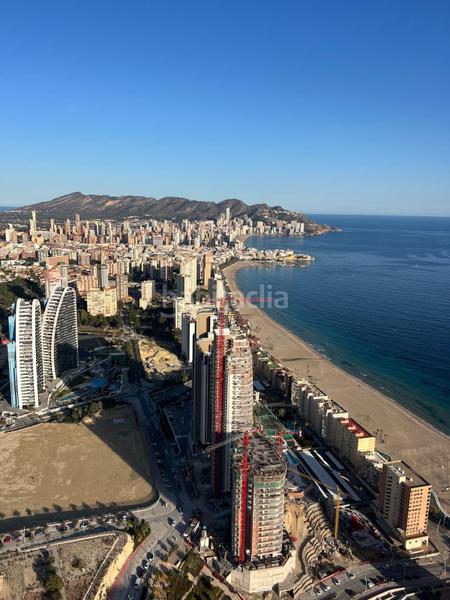 Foto 49b41f68-db93-4d25-ad96-b910b46858e9. Apartamento el lujo a tu alcance en Playa Poniente Benidorm