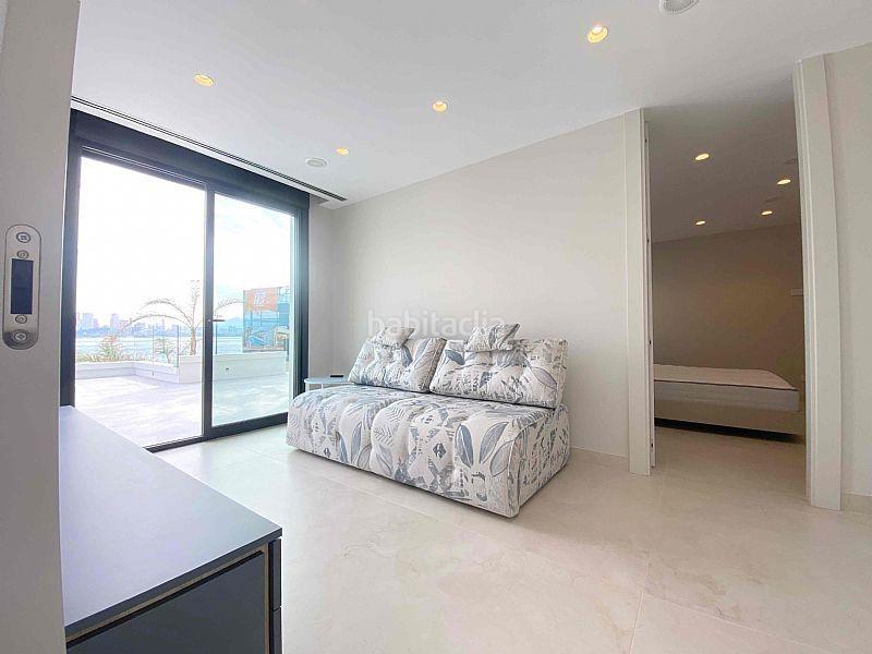 Foto 2e102b89-a0c9-428b-8299-2d26a8d80ead. Dúplex amb aparcament piscina a Playa Poniente Benidorm