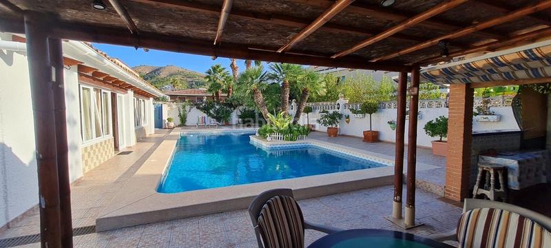 Foto 85653d97-ee19-4665-a6fb-71fb2c620986. Haus mit pool in Sierra Helada Benidorm
