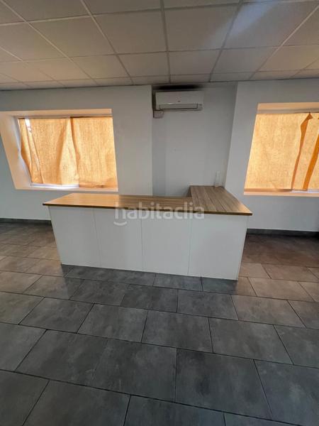 Foto 0ba8a244-9e5b-4c02-ac76-27dfe4b70289. Location local commercial dans Centro Urbano Benidorm