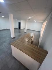 Business premise in Centro Urbano