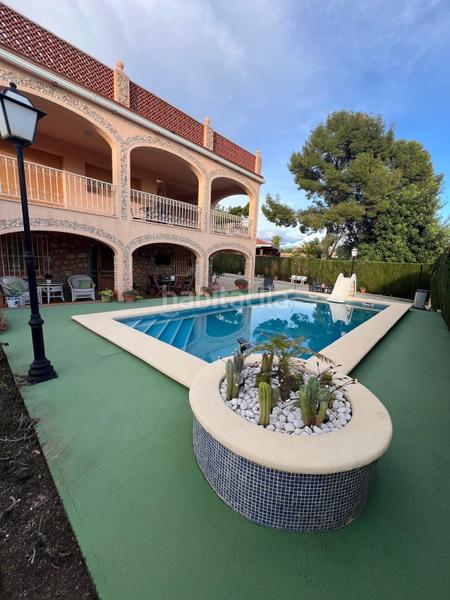 Foto 127a0635-af77-49a5-8676-d6268d750b55. Casa amb aparcament a Urbanizaciones Benidorm