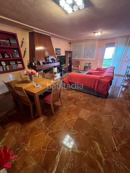 Foto 8d8dd710-3207-41e2-b852-87b6a050295f. Casa amb aparcament a Urbanizaciones Benidorm