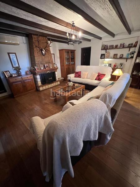 Foto a2441499-5288-4b5f-80c6-24c3046adcd2. Casa amb aparcament a Urbanizaciones Benidorm