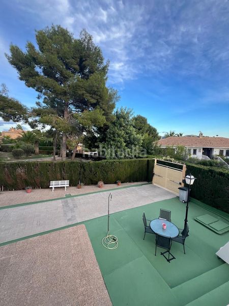 Foto d4ba5e13-3d7a-4574-8a15-cc846c7ea683. Haus mit parking in Urbanizaciones Benidorm