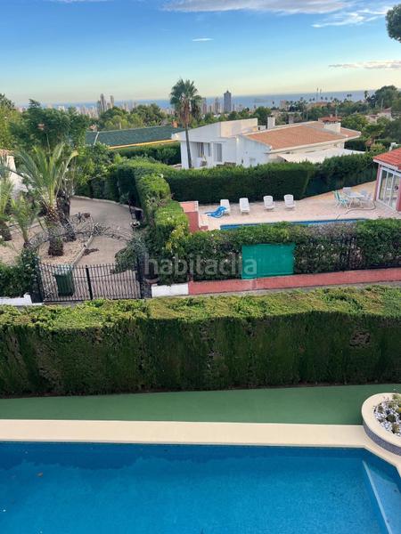 Foto ec01727d-6f7e-4f12-b0e0-0580f94a9d55. Casa amb aparcament a Urbanizaciones Benidorm