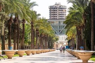 Miete Geschäftsraum in Centro Urbano. Enorme local en zona la avenida de la aiguera