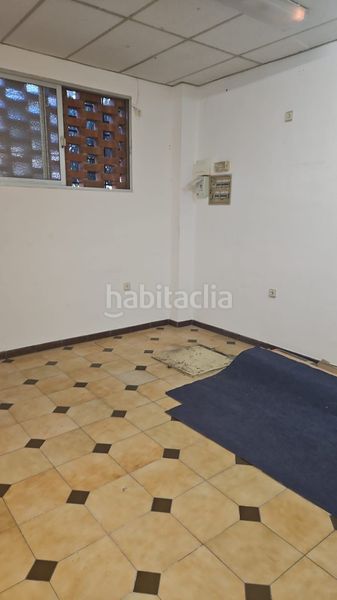 Foto 5d717490-2314-4a43-8578-c3ee2ca70a50. Local comercial a Playa Levante Benidorm