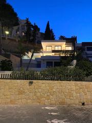 Zweistöckige Wohnung in Playa Poniente. Exclusivo duplex de lujo frent al mar en la zona con más paz de