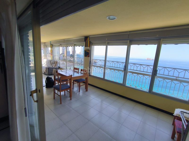 Foto 51ec3498-ccfb-4cf2-af70-ace22444d934. Apartament amb piscina a Playa Levante Benidorm
