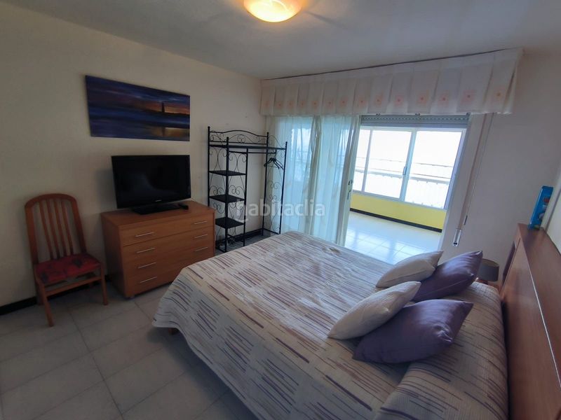 Foto 88151625-786a-410e-986b-d2045a5b7534. Apartament amb piscina a Playa Levante Benidorm