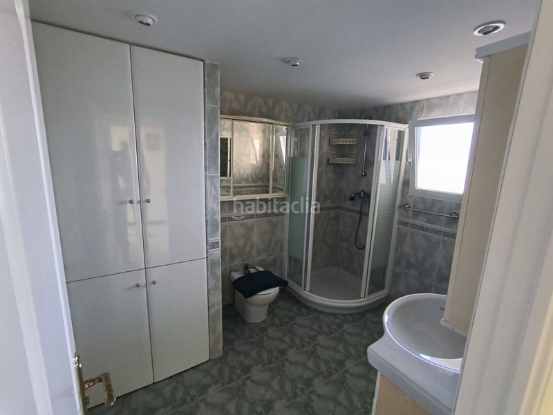 Foto 9f454496-b713-4070-9fed-6a2f001ca040. Apartament amb piscina a Playa Levante Benidorm