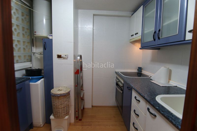 Foto 16de7b3a-2877-439c-abe7-9e6b35ef9f0e. Apartament amb piscina a Levante Alto Benidorm