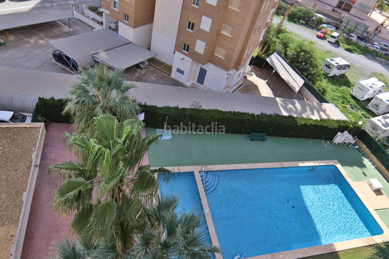 Foto 29ebafc0-8b8b-44f4-be5a-b8670f05d4a7. Apartament amb piscina a Levante Alto Benidorm