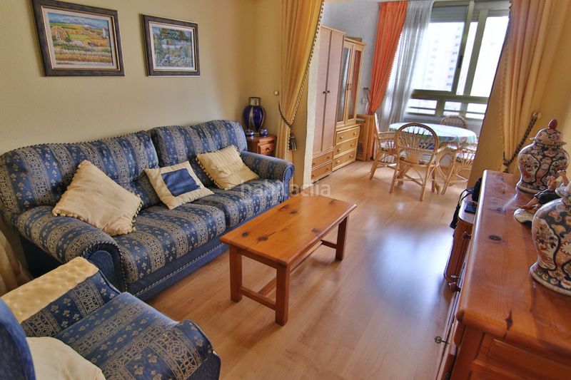 Foto bf5bca0e-a698-4631-a1dc-6fc1cc991cd4. Apartament amb piscina a Levante Alto Benidorm