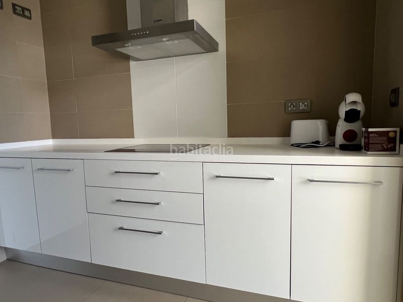 Foto 01c50813-c1e8-4da2-b3b4-d40d2a571b03. Apartament a Playa Poniente Benidorm