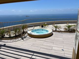 Apartamento en Playa Poniente. Vivienda en el edificio mas lujoso de la ciudad