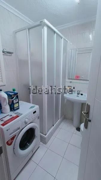 Foto 56475f43-ba9a-4b7a-9c98-2bab803a646a. Apartament amb piscina a Centro Urbano Benidorm