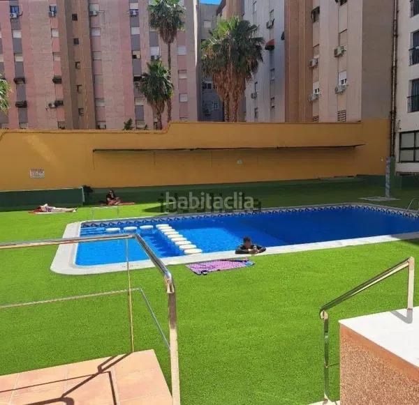 Foto 8c1ca065-aacf-42c4-900d-dd124d4e42ab. Apartament amb piscina a Centro Urbano Benidorm
