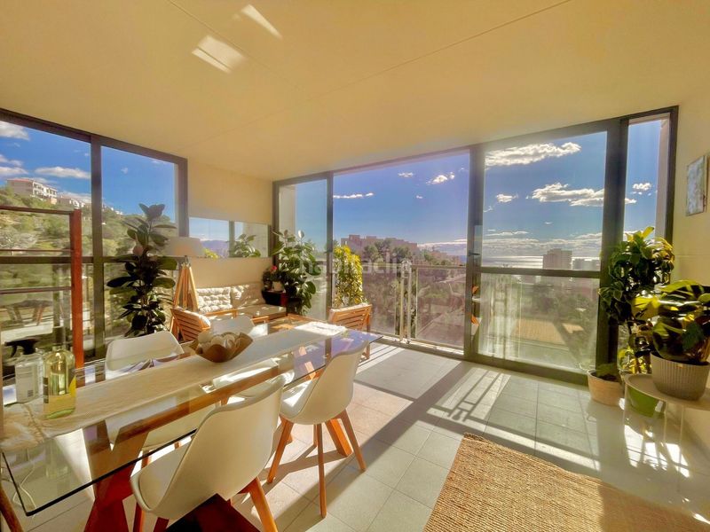 Foto 3163f707-41e9-48a5-9230-0ffec8009427. Àtic amb calefacció piscina a Rincón Alto Benidorm