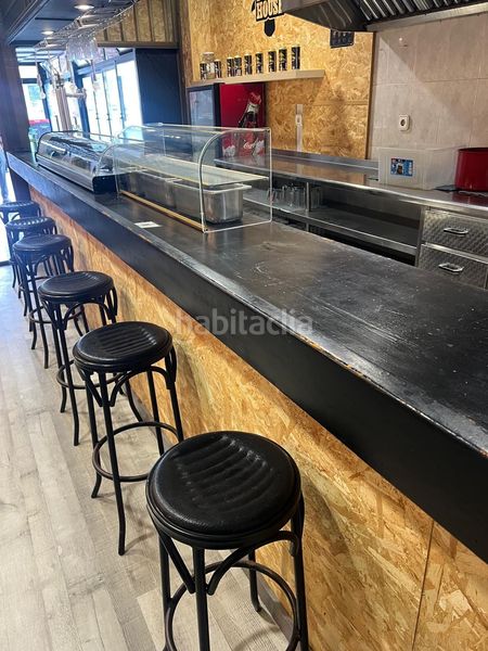 Foto 18cf1a87-24b6-4604-9e92-821db2658c3c. Local comercial a Playa Levante Benidorm
