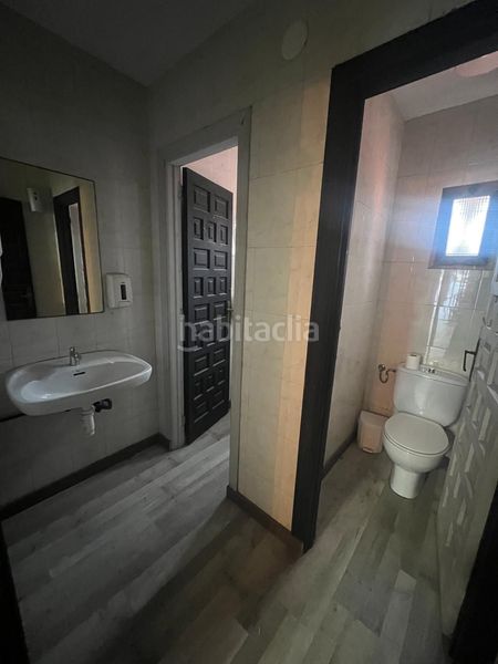 Foto 4a008b0d-d3b8-4b5e-b83f-f915d86ec8b5. Local comercial a Playa Levante Benidorm