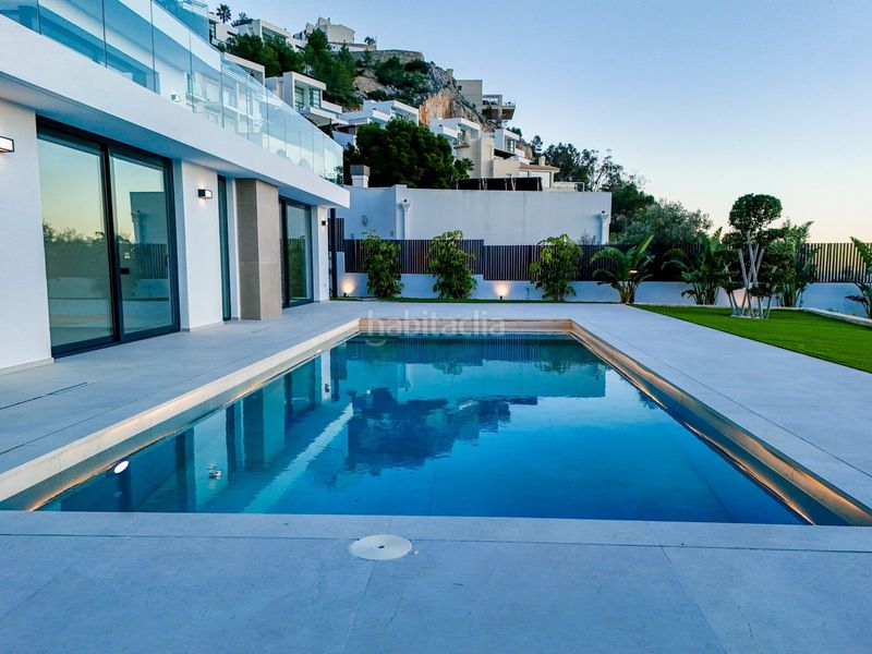 Foto 0b72e2ac-2f51-474a-9a36-943152e34473. Xalet amb aparcament piscina a Altea hills Altea