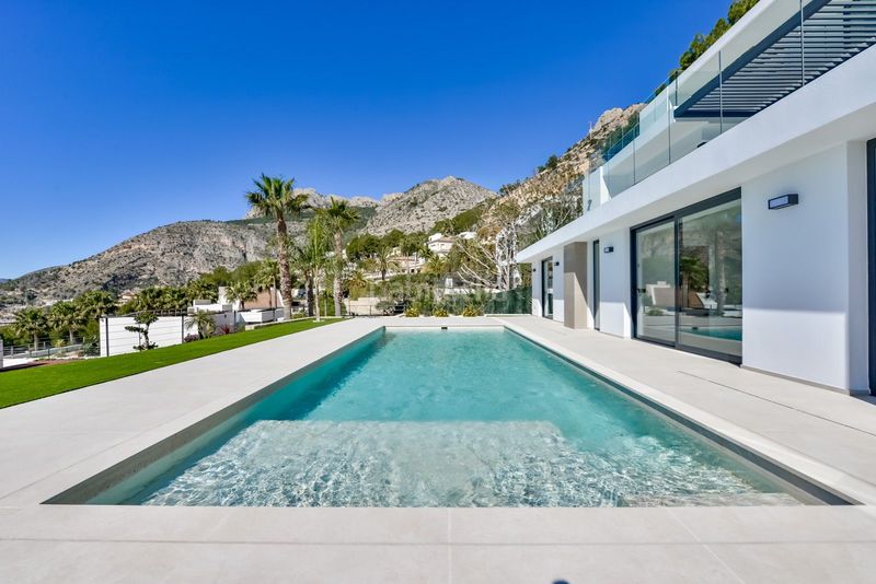 Foto 96991367-2921-442f-98c8-a8e52395c2e6. Xalet amb aparcament piscina a Altea hills Altea