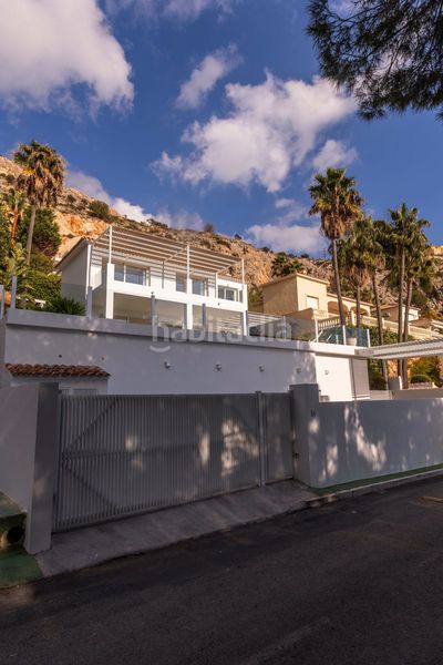 Foto 56381267-4f17-42d1-a2cd-909f36c104b0. Xalet amb aparcament piscina a Altea hills Altea