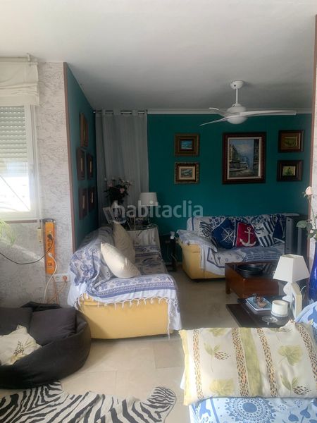 Foto 5eea25ee-edea-41c4-acf7-b12ec21f0d90. Apartament amb piscina a Rincón Alto Benidorm