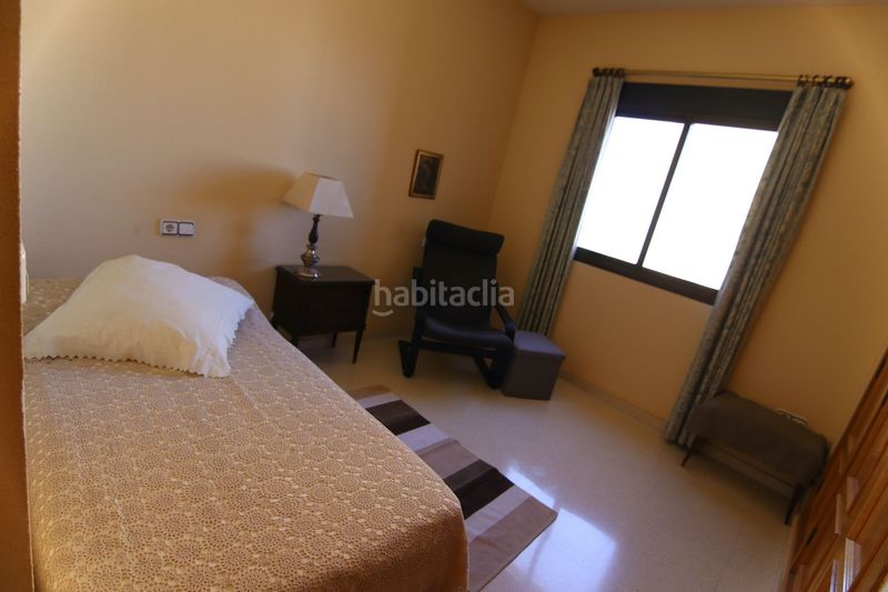 Foto a1f56688-b91a-4959-b58e-1b7995065607. Pis amb piscina a Playa Poniente Benidorm