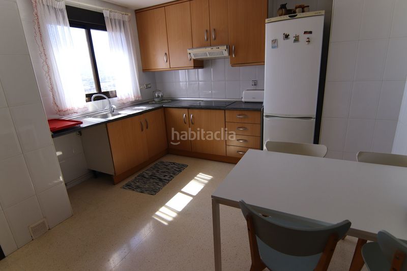 Foto e3c37c0a-ec97-4f02-ba17-0738485453f7. Pis amb piscina a Playa Poniente Benidorm