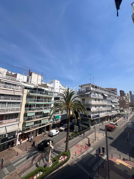 Foto 4f31d644-e352-4e89-a082-8b16d864b1d8. Apartament a Playa Levante Benidorm