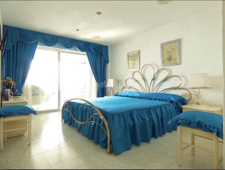 Foto 1955c8f1-c2d7-4ffc-b849-7034a3e81a51. Apartament amb piscina a Playa Levante Benidorm