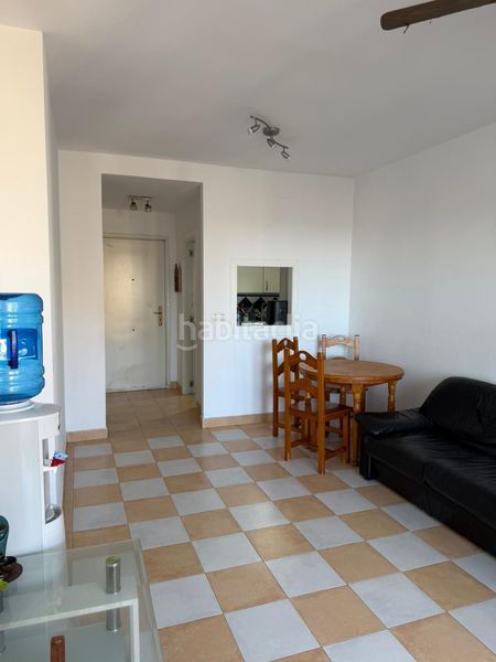 Foto f2d7997f-6ff4-41a8-bec6-75f8c9c7b889. Apartament amb piscina a Daya Vieja