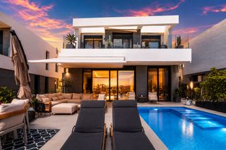 Xalet en Balc�n de Finestrat-Terra Marina. Espectacular villa de lujo  en la zona m�s demandada del balcon