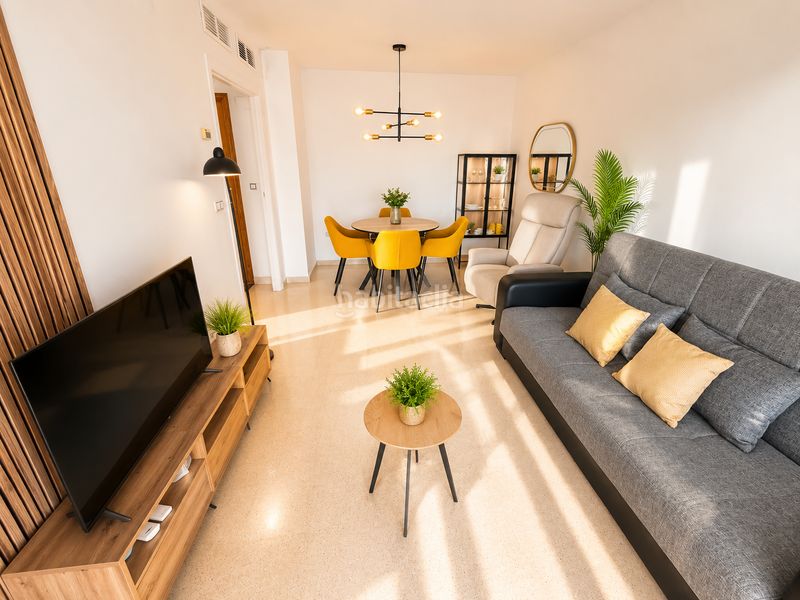 Foto dec7d421-f641-446d-8cc6-f2b02e9059d2. Apartament amb piscina a Rincón Alto Benidorm