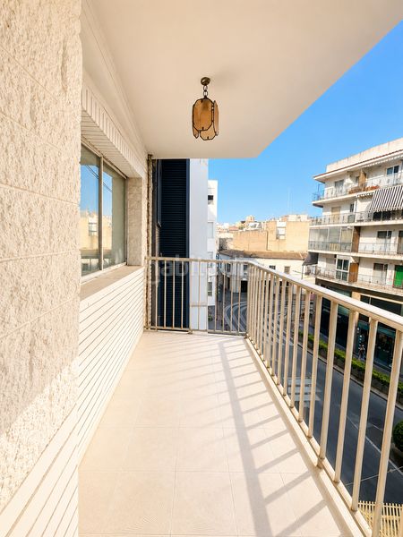 Foto c064ac24-8f33-4433-8061-673973039f6f. Apartament a Playa Levante Benidorm