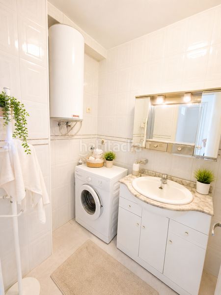 Foto d0f6b21e-d7aa-47de-a6aa-a8f828b8180e. Apartament a Playa Levante Benidorm