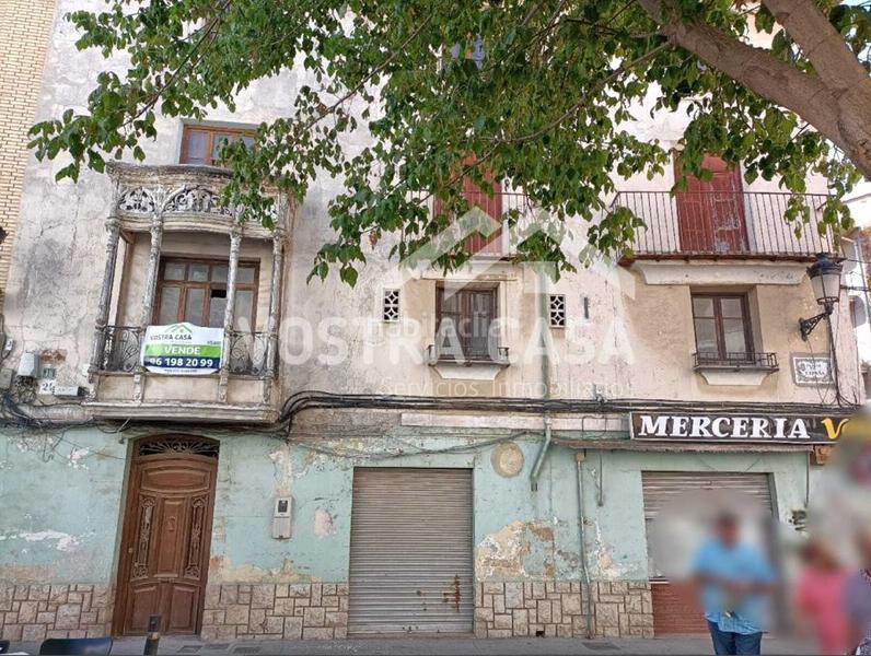 Foto 7320bc4b-cf61-4214-a497-8f3a82076a4a. Pis a españa a Requena