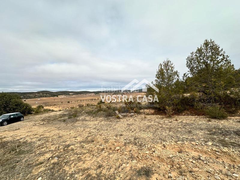 Foto 0741027d-db24-4536-b01e-a36210c1e889. Nau industrial a setenta y uno a Requena